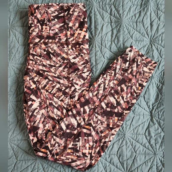 Lululemon Fast and Free Tight II 25" *Non-Reflective Nulux Kaleidoscopic Pink - Picture 9 of 10